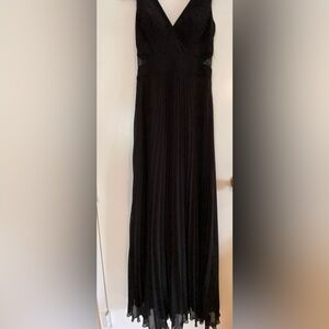 Elegant Black Pleated Skirt